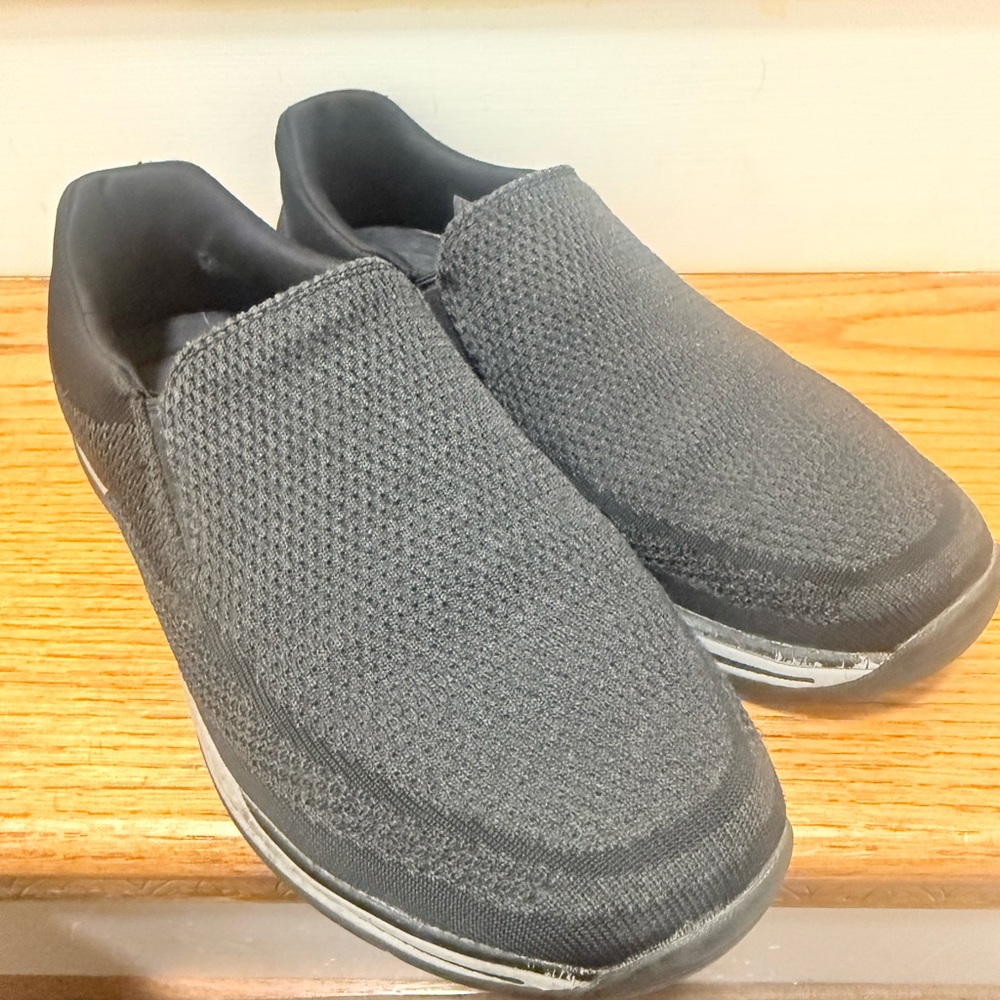 Skechers Black Relaxed Fit Slip-Ons/ used but good condition / size 12 men’s